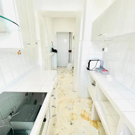 Apartment Sally's - Casa Azzurra Sanremo